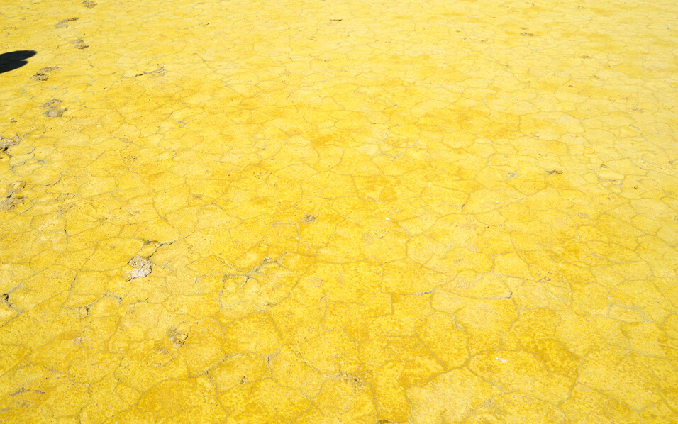 Sulfer ground, inside the crater.